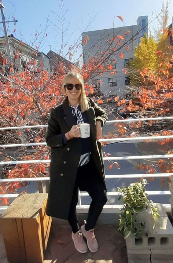 Laura Schweizer im Praktikum bei medatixx Laura Schweizer im Praktikum bei medatixx