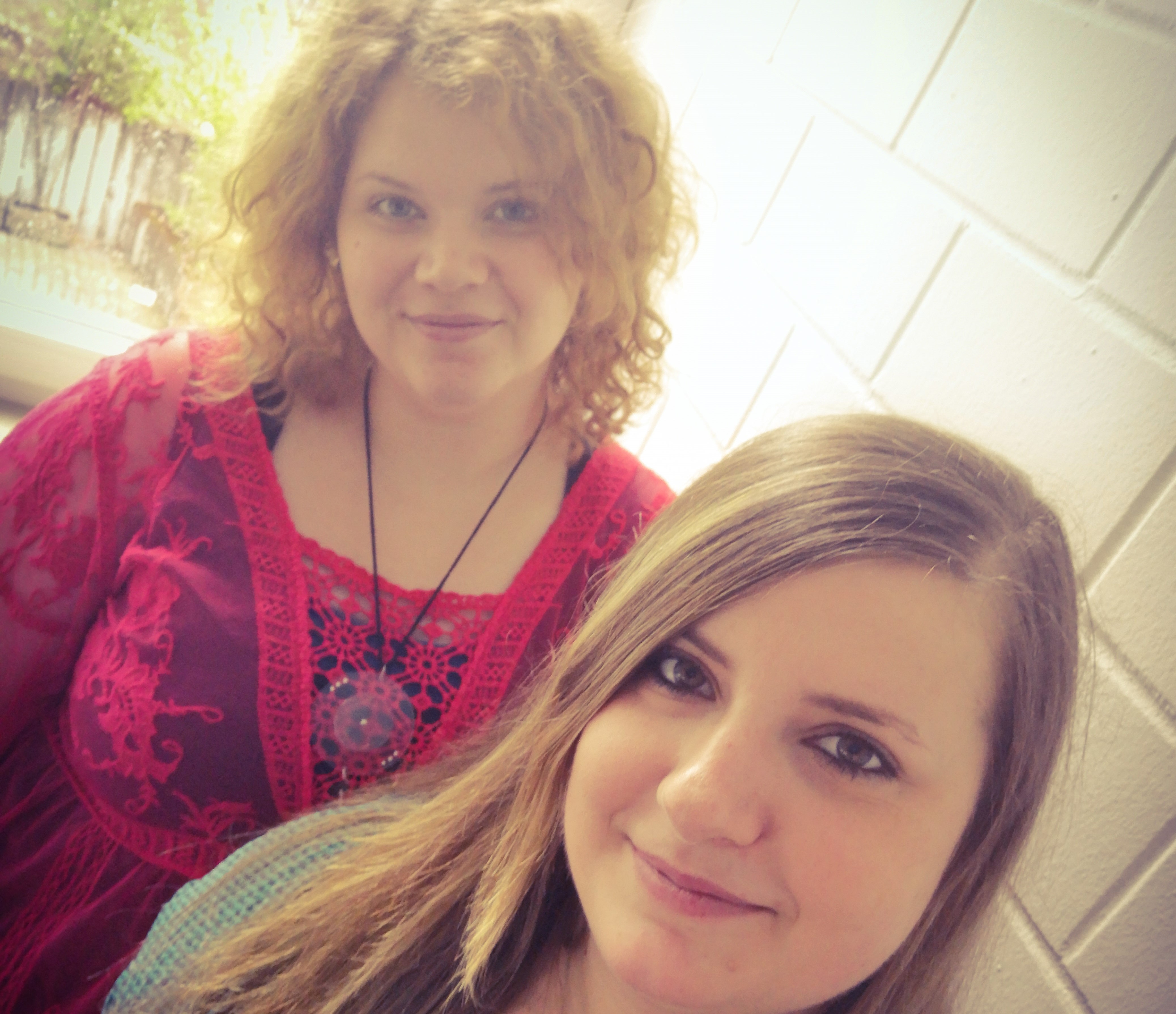 Bir etuk xonim uni eshakda berdi